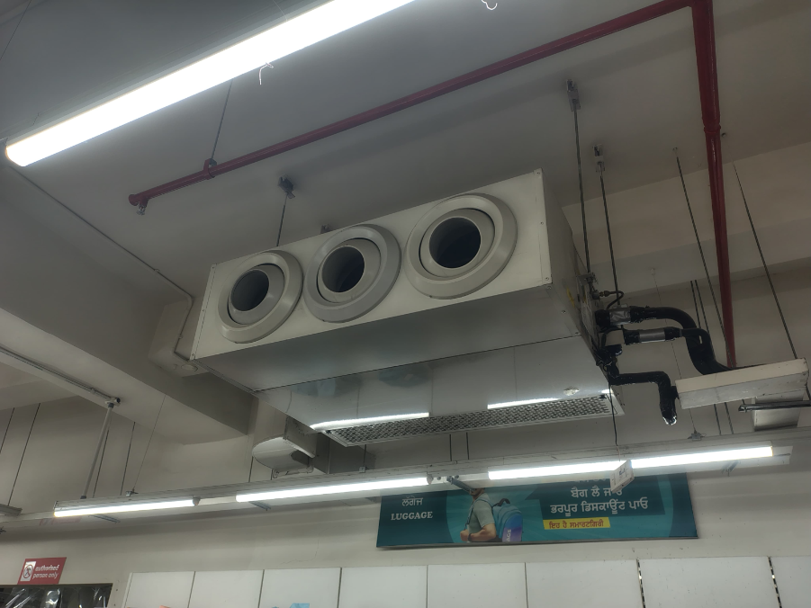 Medical facility clean room ventilation equipment